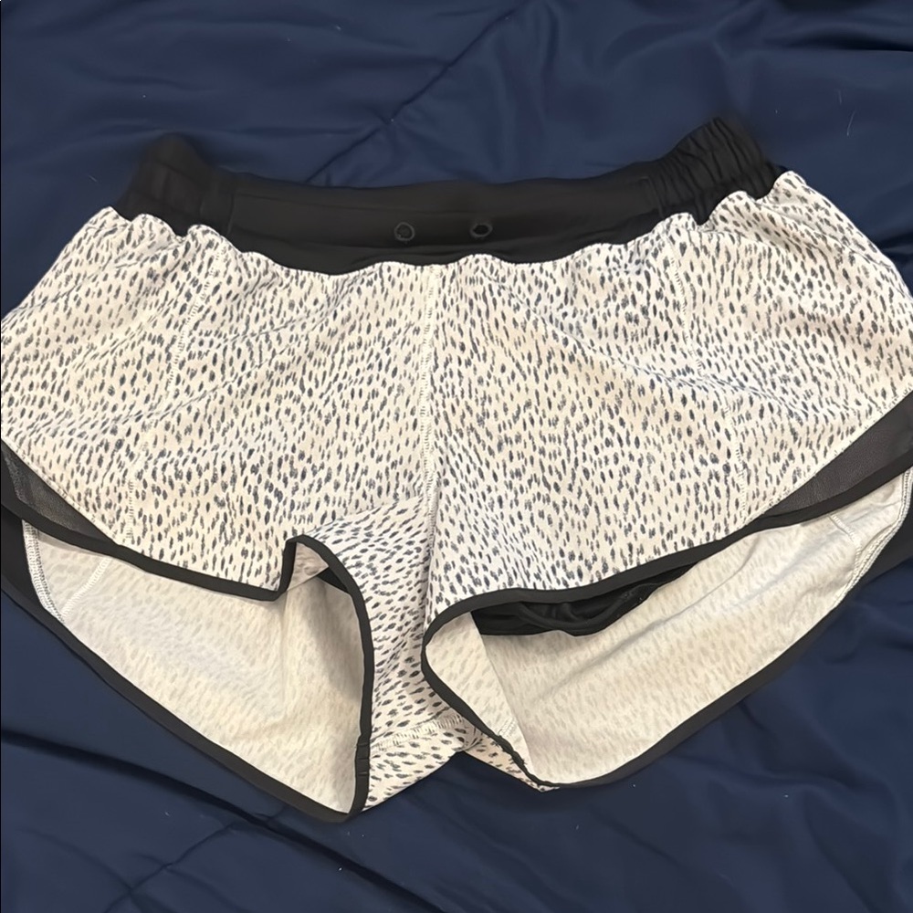 Lululemon hotty hots 2.5 low